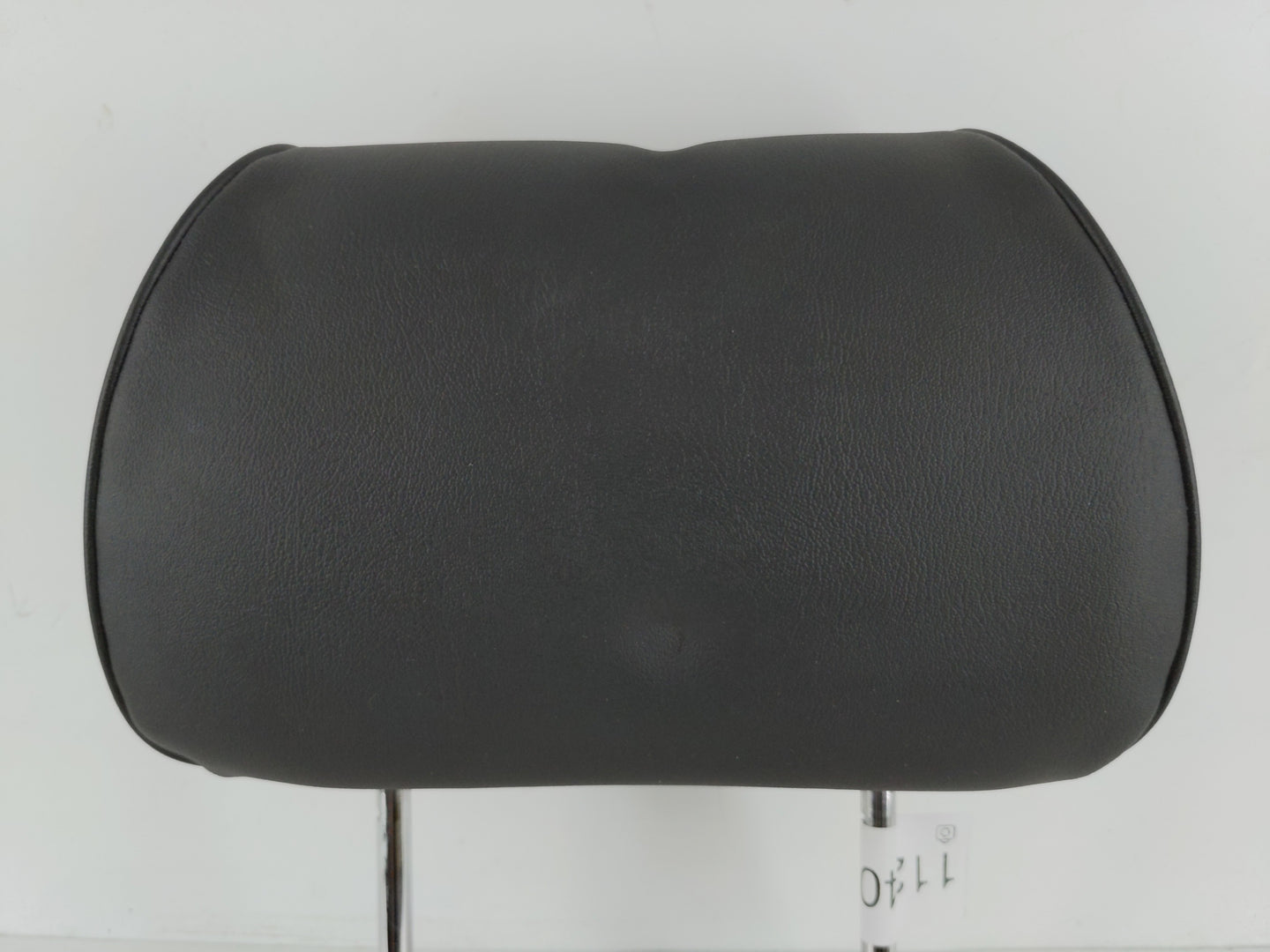 2011-2012 Chevrolet Malibu Headrest Head Rest Rear Seat Fits Fits 2011 2012 OEM Used Auto Parts - Oemusedautoparts1.com