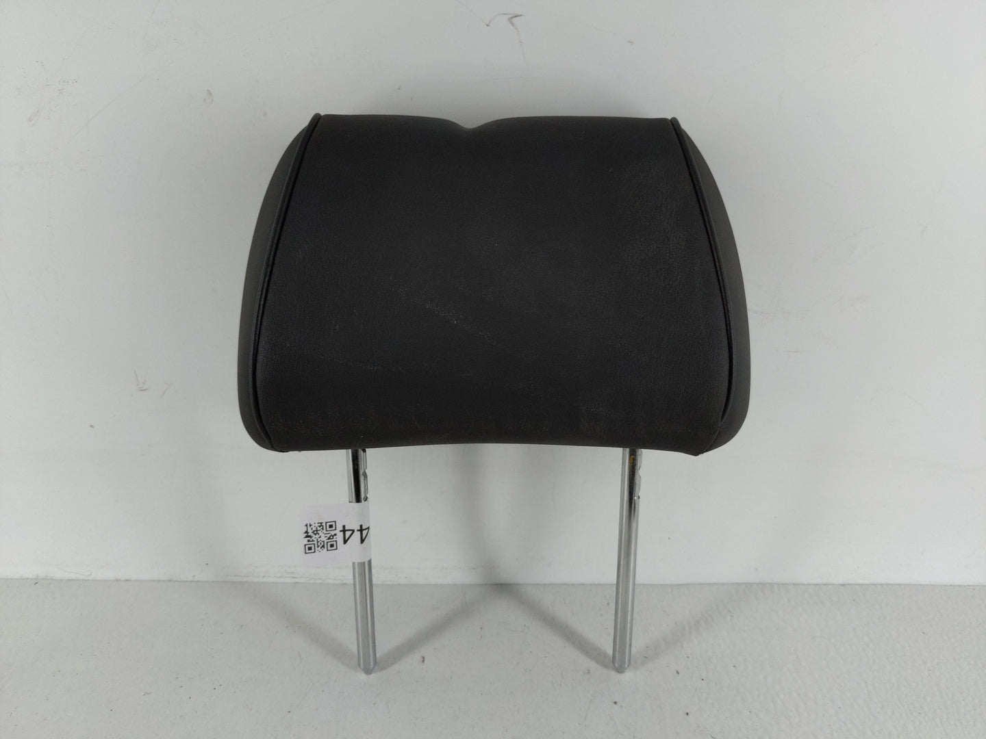 2011-2012 Chevrolet Malibu Headrest Head Rest Rear Seat Fits Fits 2011 2012 OEM Used Auto Parts - Oemusedautoparts1.com