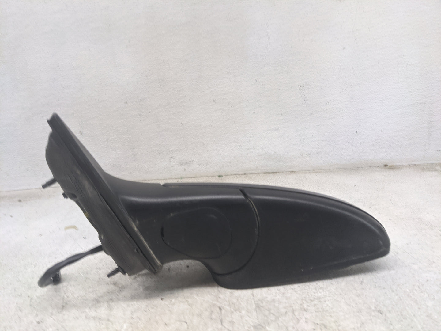 2008-2012 Chevrolet Malibu Driver Side View Mirror - Left Door Mirror OEM Used - Oemusedautoparts1.com