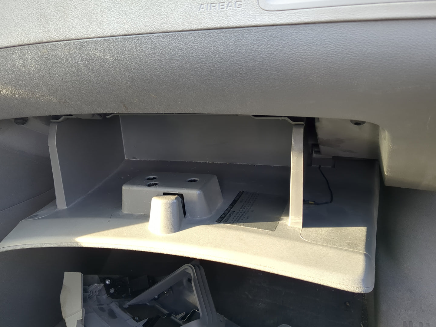 2012 Chevrolet Malibu Passenger Glove Box Door Storage Compartment - Oemusedautoparts1.com