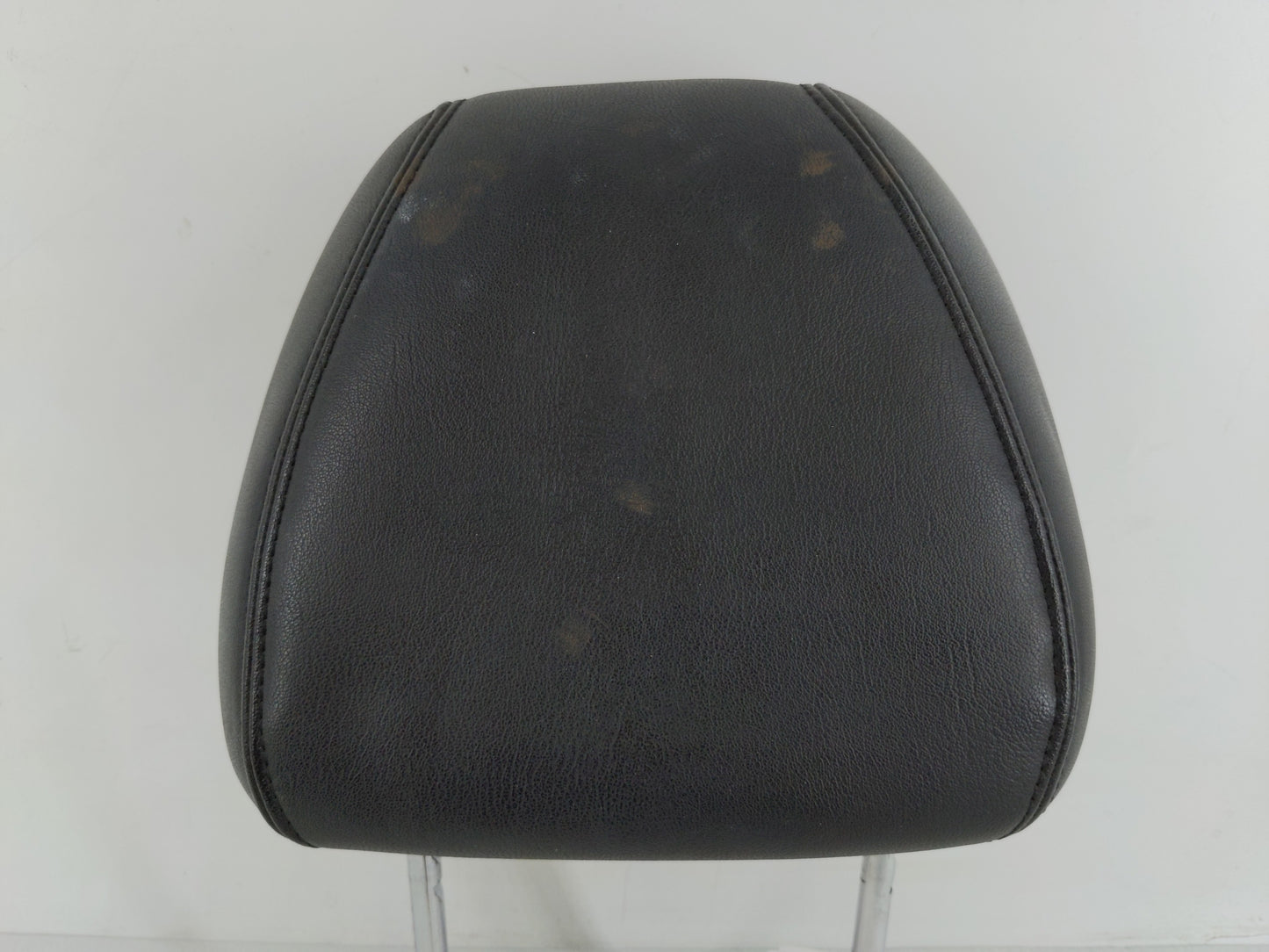 2011-2012 Chevrolet Malibu Headrest Head Rest Front Driver Passenger Seat Fits Fits 2011 2012 OEM Used Auto Parts - Oemuseda