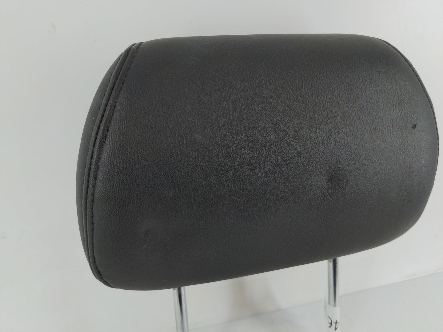 2011-2012 Chevrolet Malibu Headrest Head Rest Front Driver Passenger Seat Fits Fits 2011 2012 OEM Used Auto Parts - Oemuseda