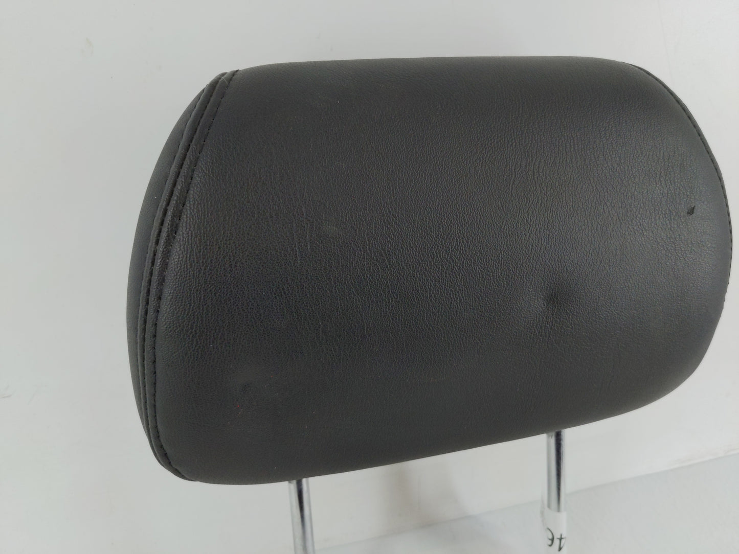2011-2012 Chevrolet Malibu Headrest Head Rest Front Driver Passenger Seat Fits Fits 2011 2012 OEM Used Auto Parts - Oemuseda