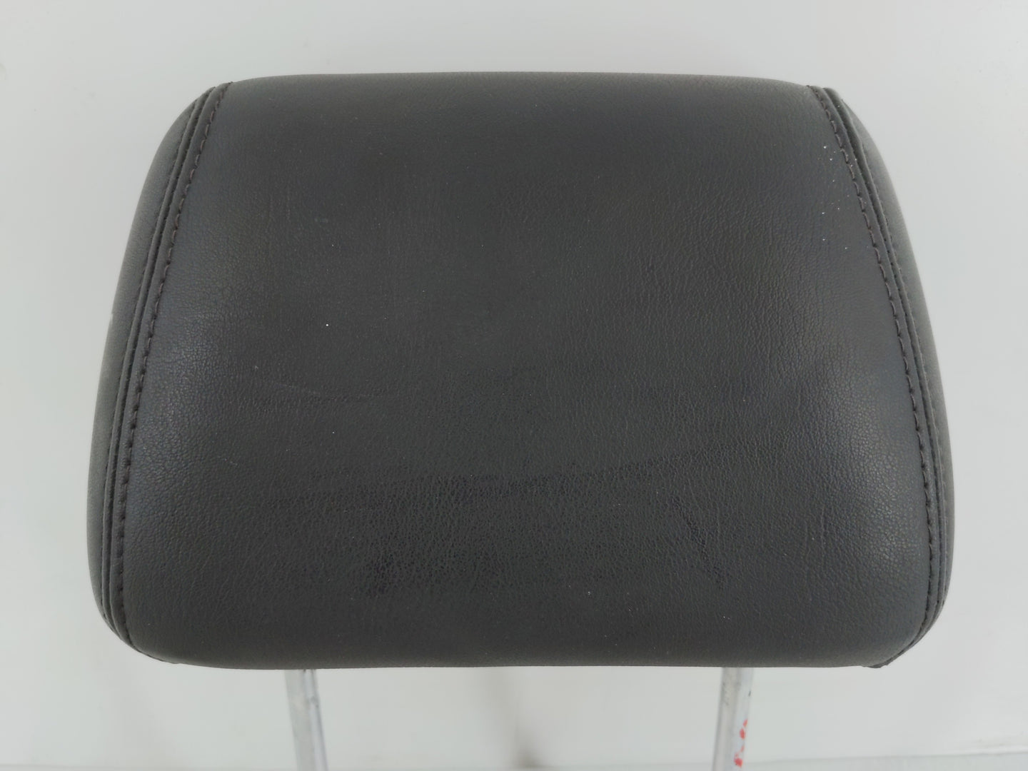 2011-2012 Chevrolet Malibu Headrest Head Rest Front Driver Passenger Seat Fits Fits 2011 2012 OEM Used Auto Parts - Oemuseda