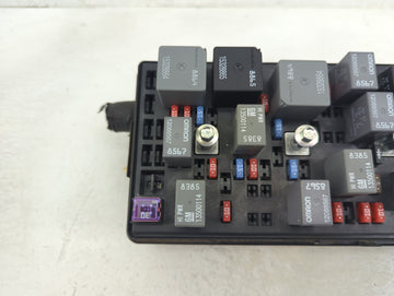 2009-2012 Chevrolet Malibu Fusebox Fuse Box Panel Relay Module Fits Fits 2009 2010 2011 2012 OEM Used Auto Parts