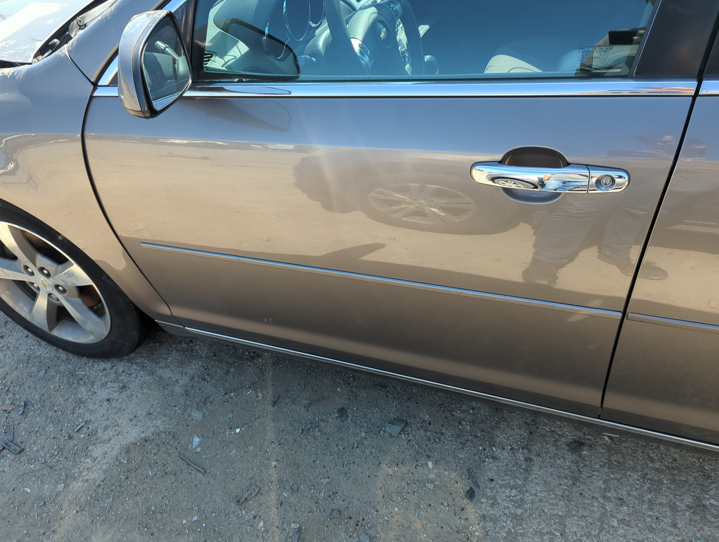 2008-2012 Chevrolet Malibu Driver Front Door Oem - Oemusedautoparts1.com