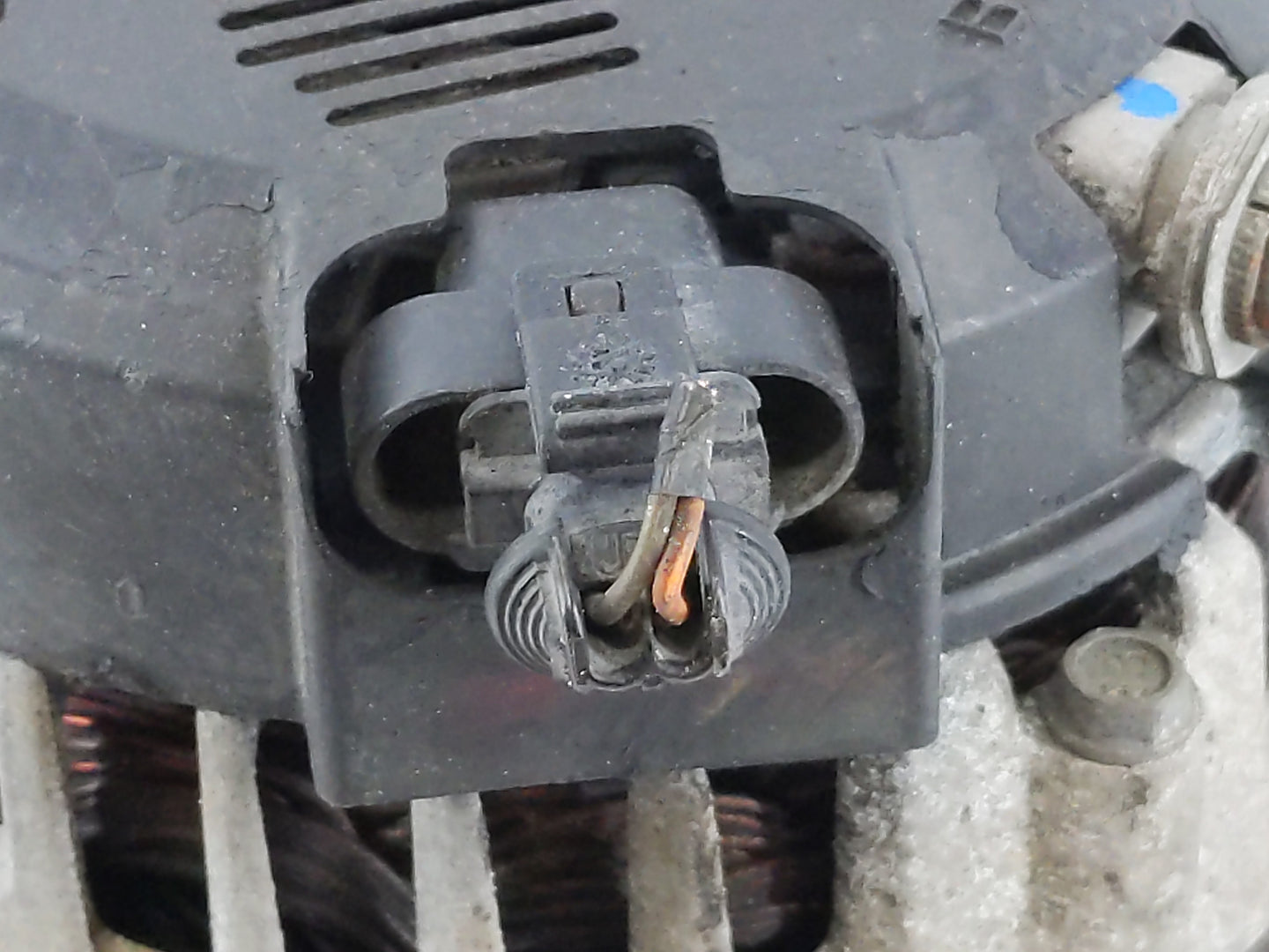 2008-2012 Chevrolet Malibu Alternator Replacement Generator Charging Assembly Engine OEM Fits Fits 2008 2009 2010 2011 2012 