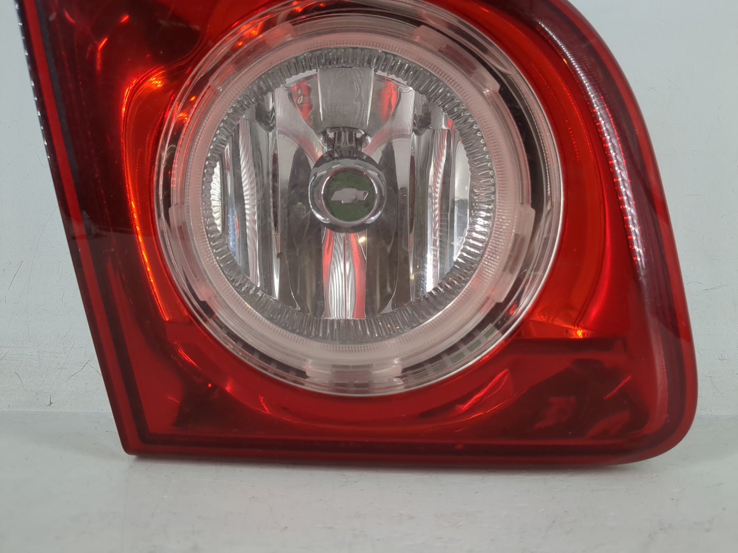 2008-2012 Chevrolet Malibu Tail Light Assembly Driver Left OEM P/N:15271120 Fits Fits 2008 2009 2010 2011 2012 OEM Used Auto