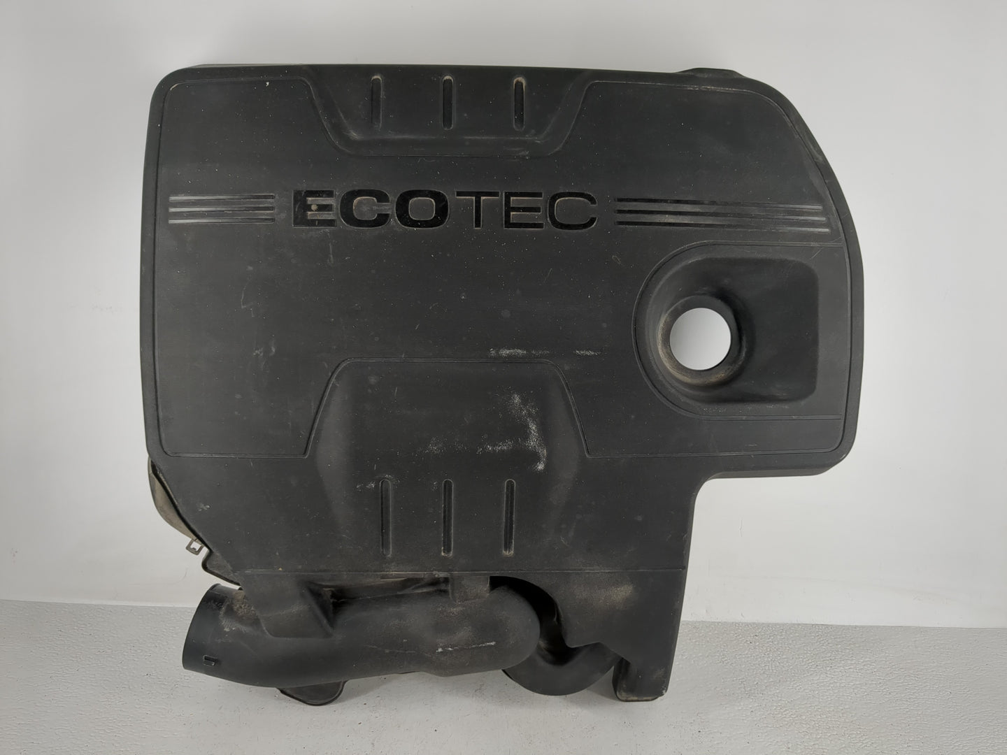 2012 Chevrolet Malibu Engine Cover - Oemusedautoparts1.com