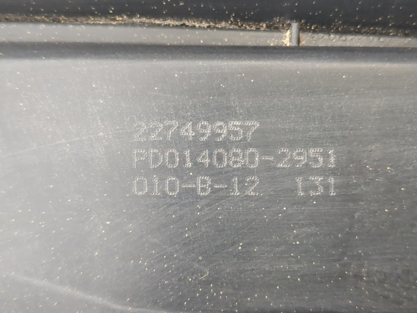2012 Chevrolet Malibu Engine Cover - Oemusedautoparts1.com