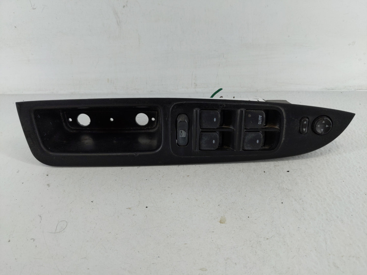 2010-2012 Chevrolet Malibu Master Power Window Switch Replacement Driver Side Left P/N:20807220 20807219 Fits Fits 2010 2011