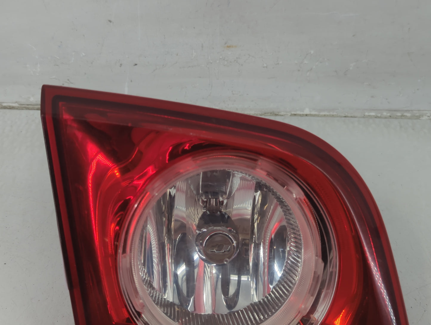 2008-2012 Chevrolet Malibu Tail Light Assembly Driver Left OEM P/N:15271120 Fits Fits 2008 2009 2010 2011 2012 OEM Used Auto