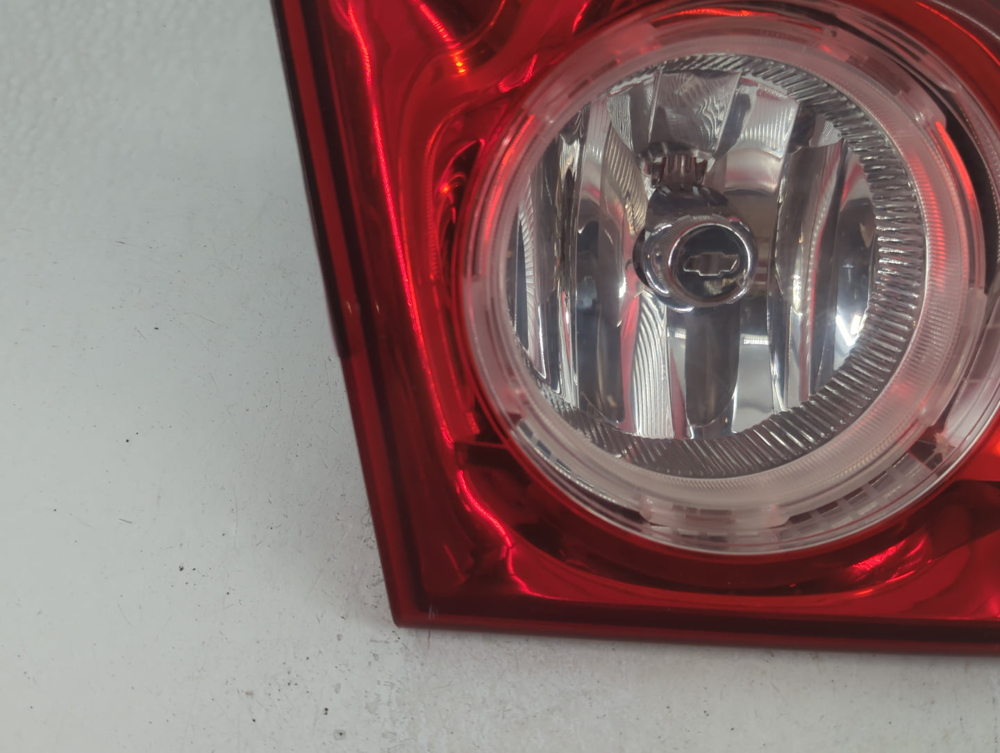 2008-2012 Chevrolet Malibu Tail Light Assembly Driver Left OEM P/N:15271120 Fits Fits 2008 2009 2010 2011 2012 OEM Used Auto