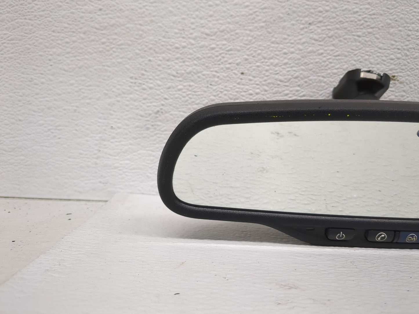 1997-2012 Chevrolet Malibu Interior Rear View Mirror Replacement OEM P/N:E11025898 Fits OEM Used Auto Parts - Oemusedautopar