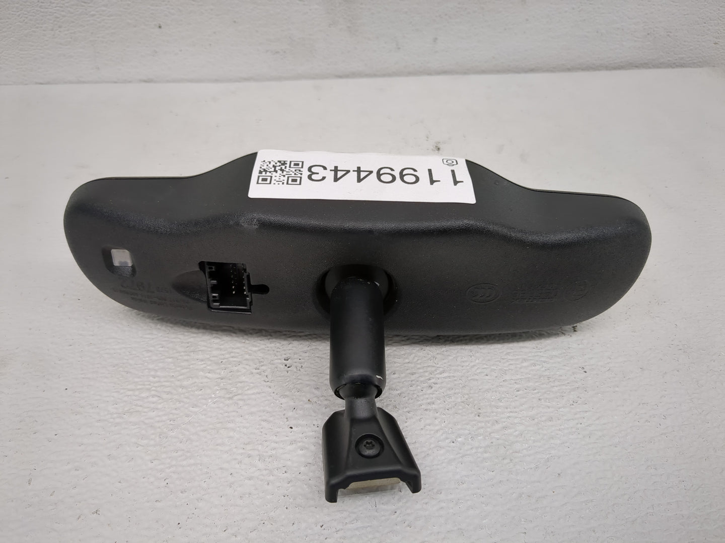 1997-2012 Chevrolet Malibu Interior Rear View Mirror Replacement OEM P/N:E11025898 Fits OEM Used Auto Parts - Oemusedautopar