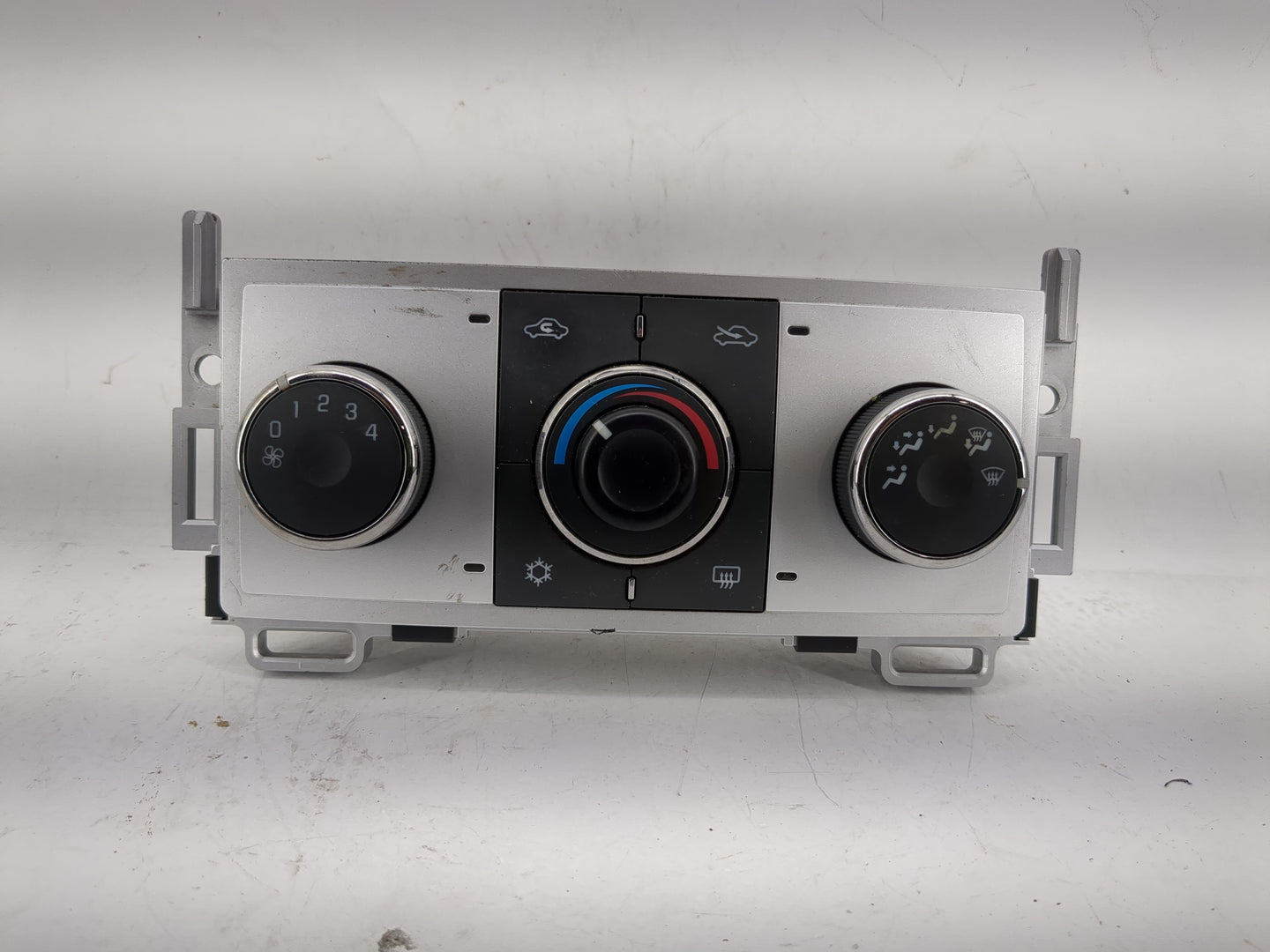 2008-2012 Chevrolet Malibu Climate Control Module Temperature AC/Heater Replacement P/N:28272781 Fits OEM Used Auto Parts - 