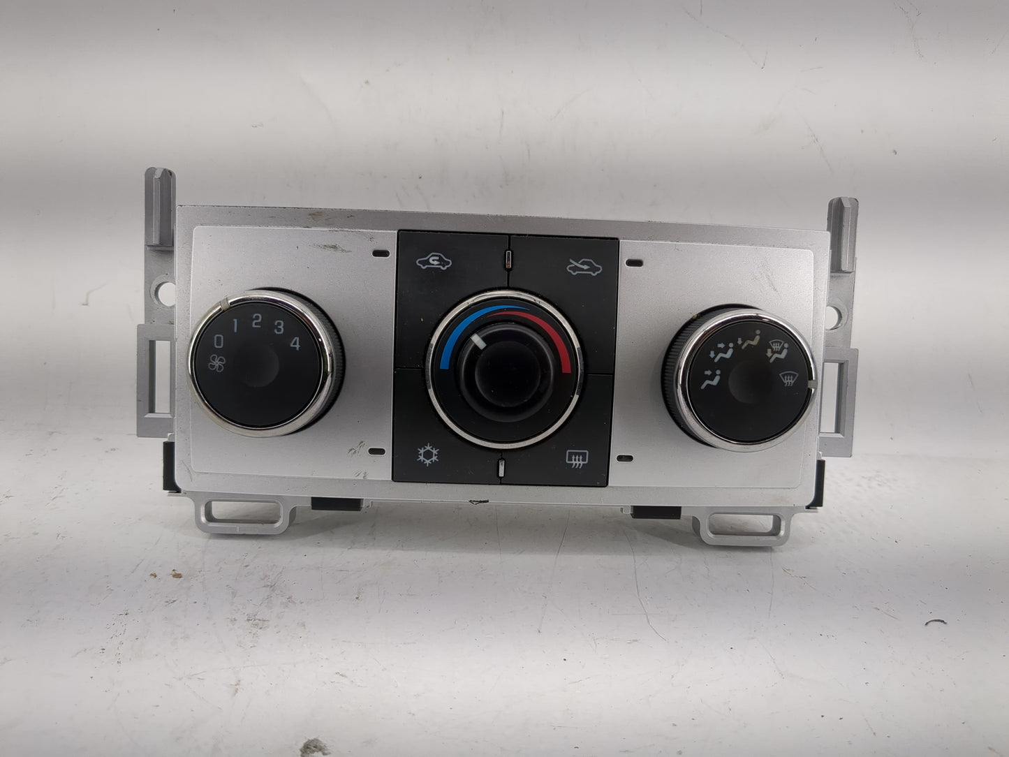 2008-2012 Chevrolet Malibu Climate Control Module Temperature AC/Heater Replacement P/N:28272781 Fits OEM Used Auto Parts - 