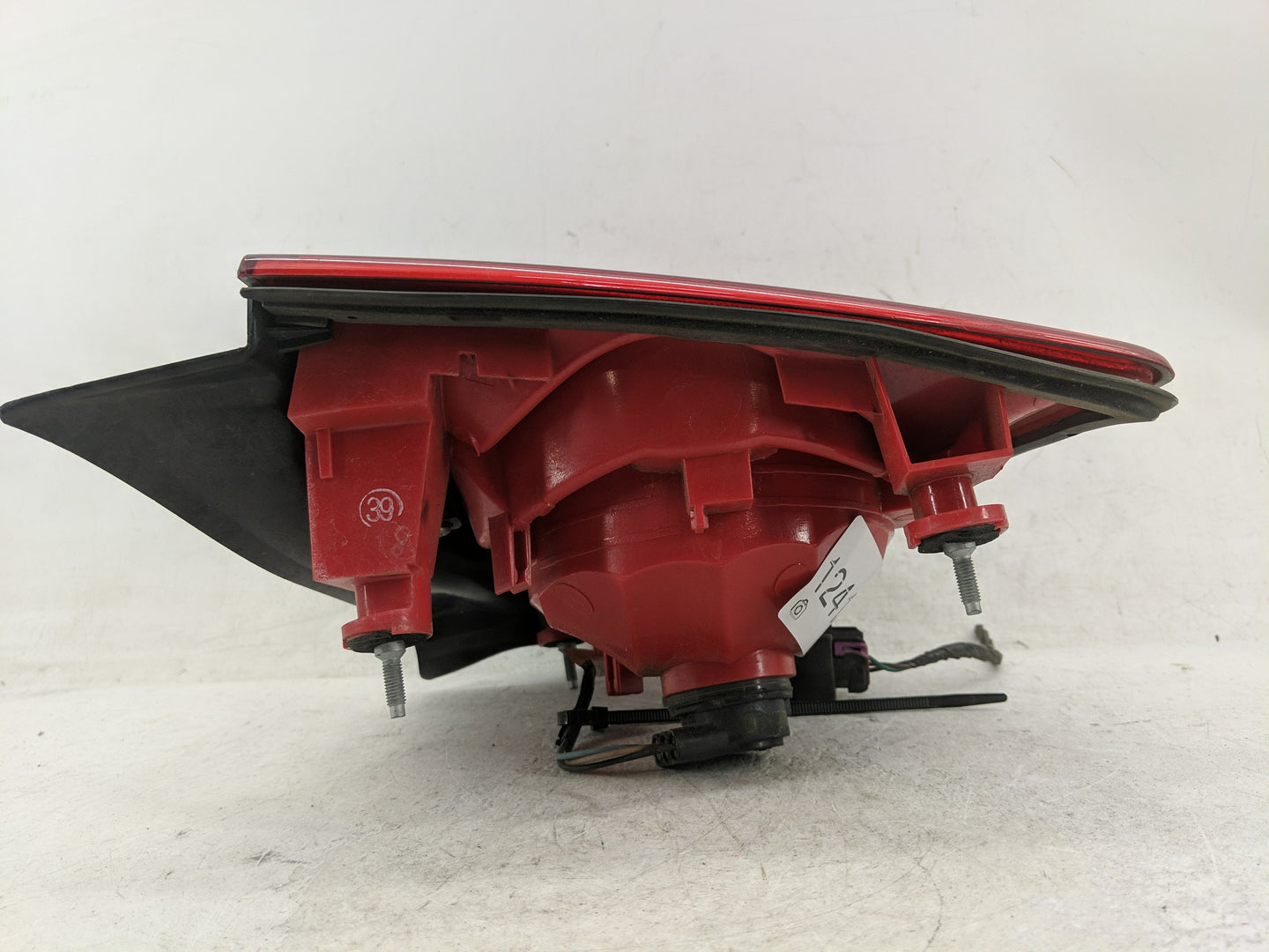 2008-2012 Chevrolet Malibu Tail Light Assembly Passenger Right OEM Fits Fits 2008 2009 2010 2011 2012 OEM Used Auto Parts - 