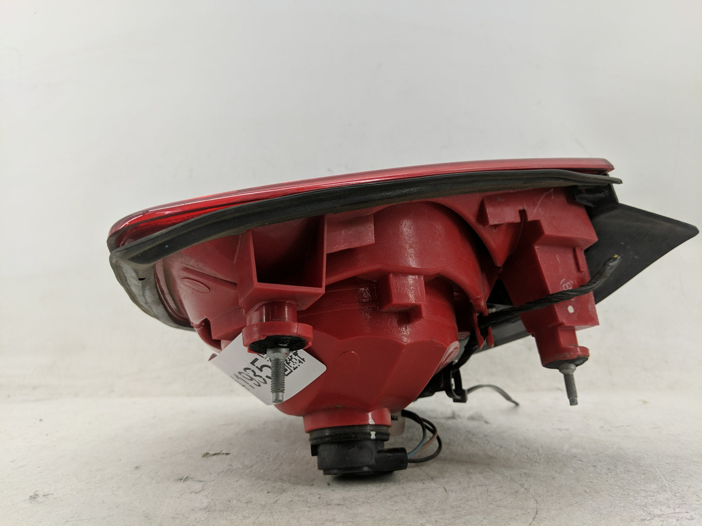 2008-2012 Chevrolet Malibu Tail Light Assembly Driver Left OEM Fits Fits 2008 2009 2010 2011 2012 OEM Used Auto Parts - Oemu