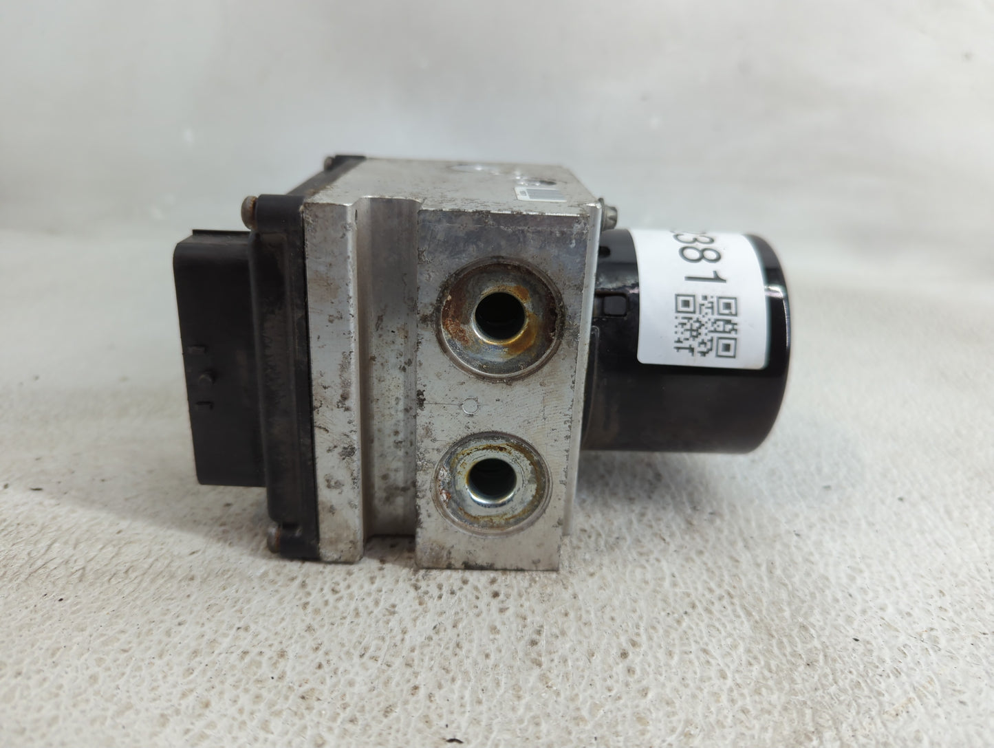 2012 Chevrolet Malibu ABS Pump Control Module Replacement P/N:22800233 Fits OEM Used Auto Parts - Oemusedautoparts1.com