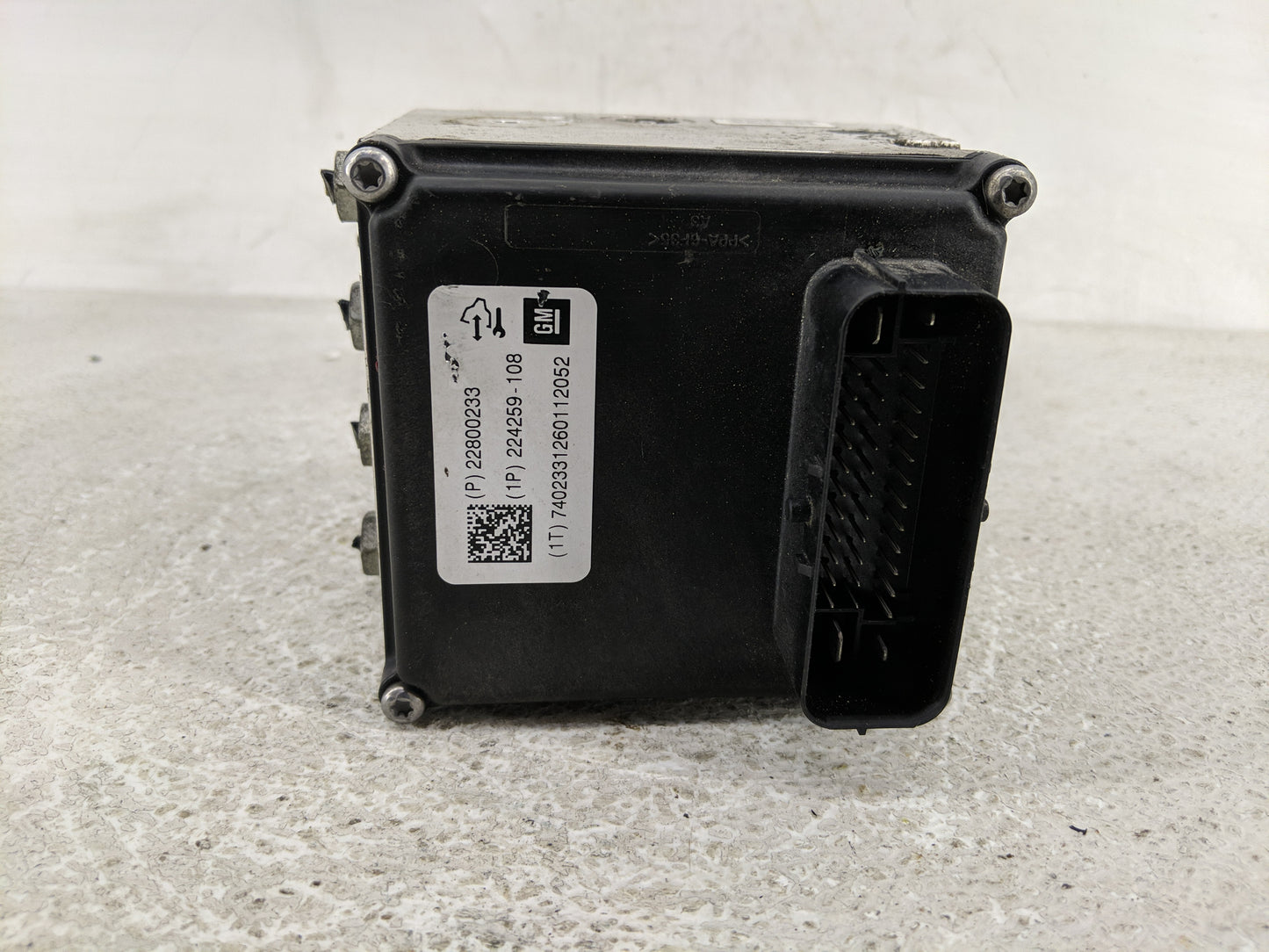 2012 Chevrolet Malibu ABS Pump Control Module Replacement P/N:224259-108 22800233, 22971448 Fits OEM Used Auto Parts - Oemus