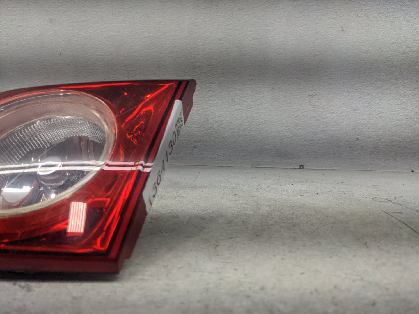 2008-2012 Chevrolet Malibu Tail Light Assembly Passenger Right OEM Fits Fits 2008 2009 2010 2011 2012 OEM Used Auto Parts - 