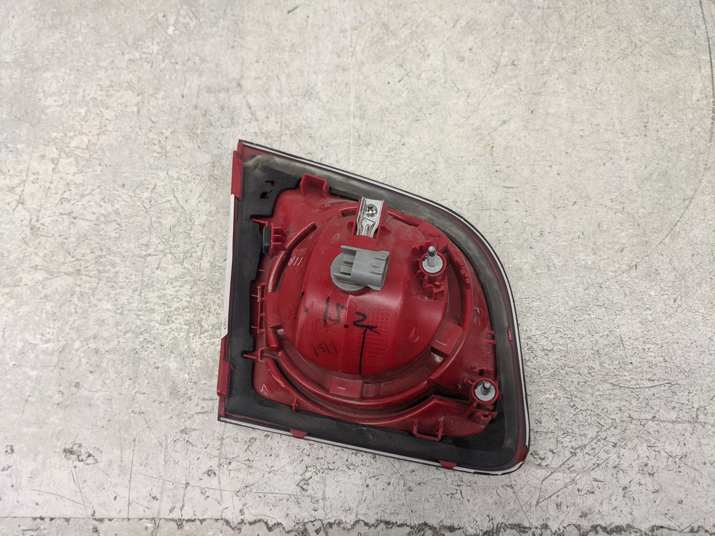 2008-2012 Chevrolet Malibu Tail Light Assembly Passenger Right OEM Fits Fits 2008 2009 2010 2011 2012 OEM Used Auto Parts - 