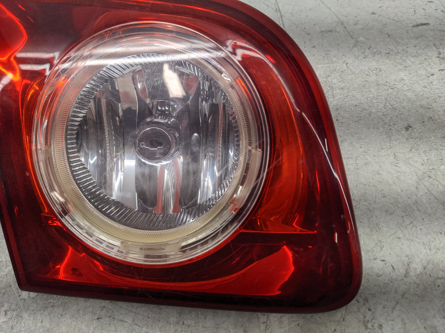 2008-2012 Chevrolet Malibu Tail Light Assembly Driver Left OEM P/N:15271120 Fits Fits 2008 2009 2010 2011 2012 OEM Used Auto