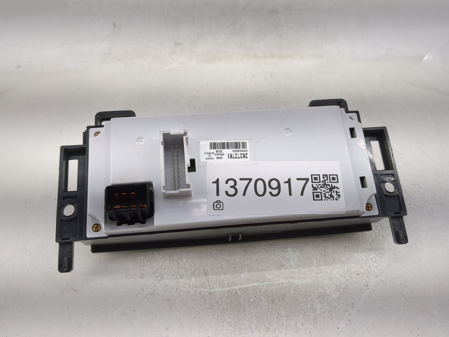 2008-2012 Chevrolet Malibu Climate Control Module Temperature AC/Heater Replacement P/N:20964036 28272781 Fits OEM Used Auto