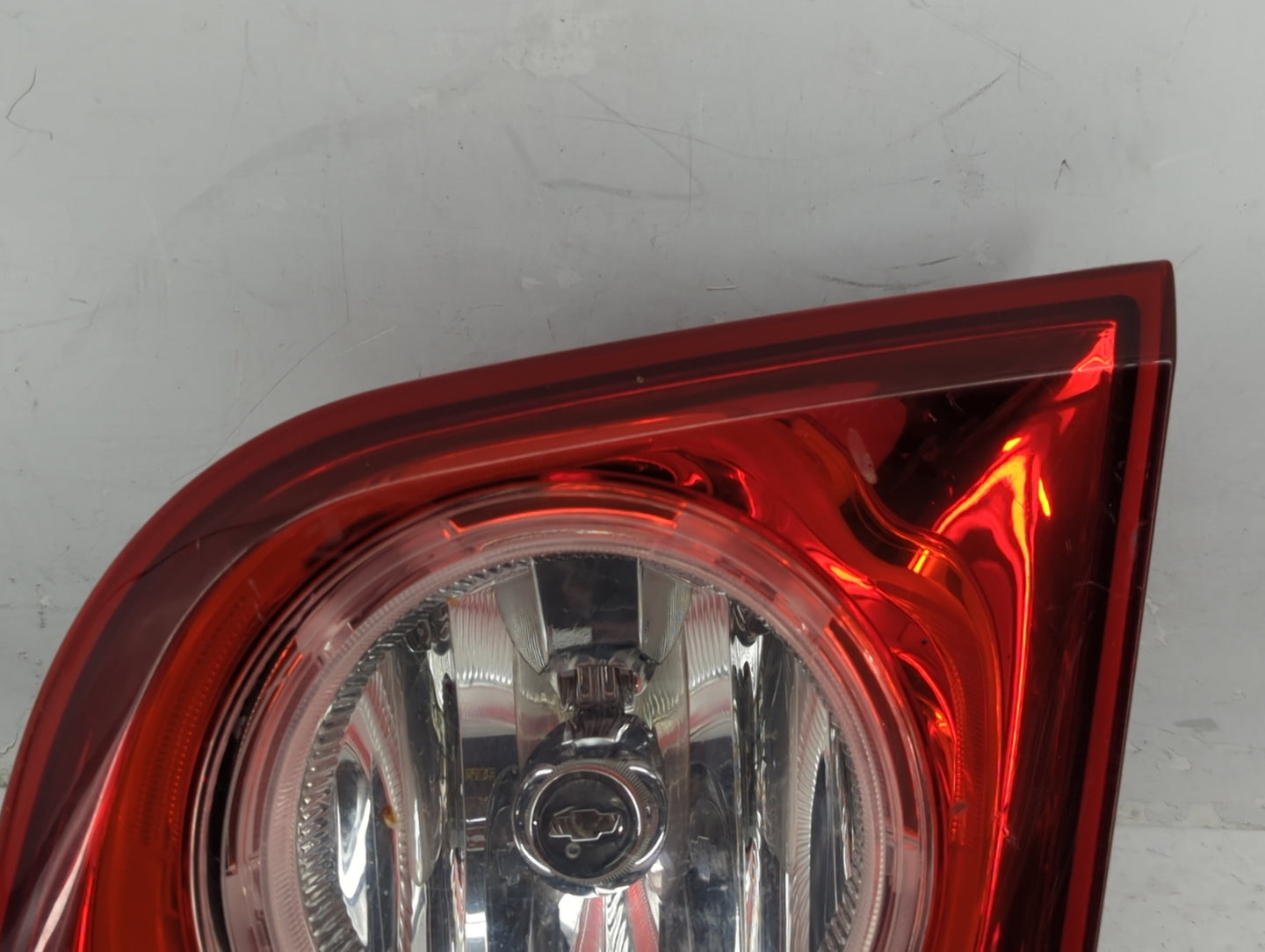 2008-2012 Chevrolet Malibu Tail Light Assembly Driver Left OEM P/N:15271121 Fits Fits 2008 2009 2010 2011 2012 OEM Used Auto