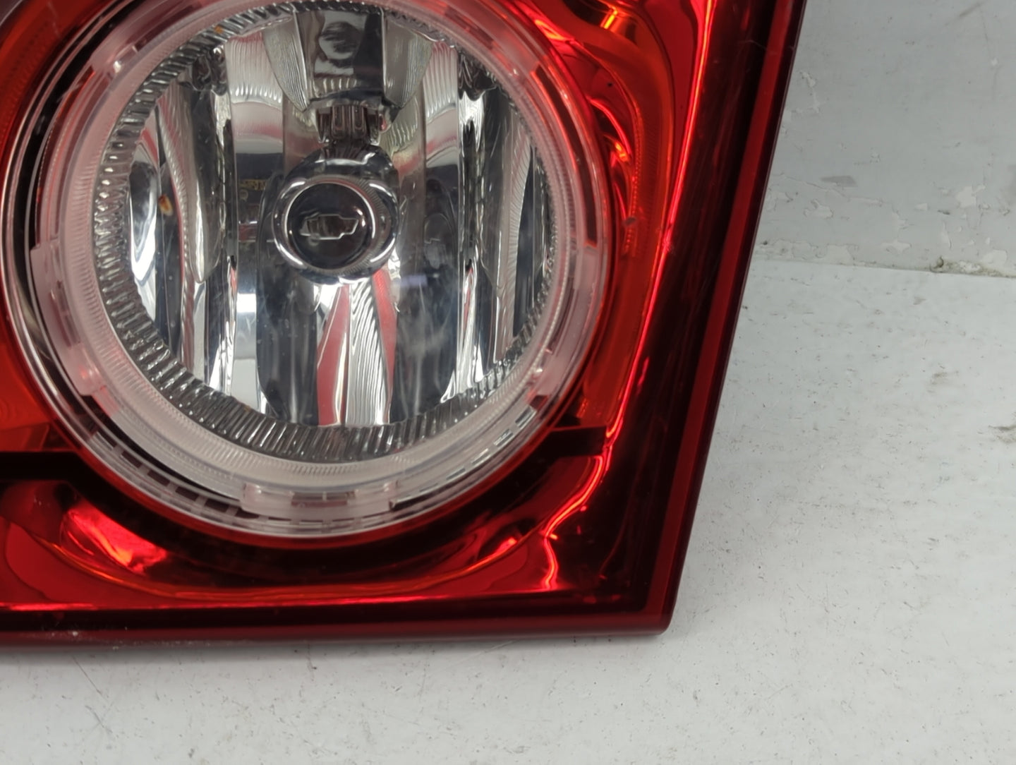 2008-2012 Chevrolet Malibu Tail Light Assembly Driver Left OEM P/N:15271121 Fits Fits 2008 2009 2010 2011 2012 OEM Used Auto