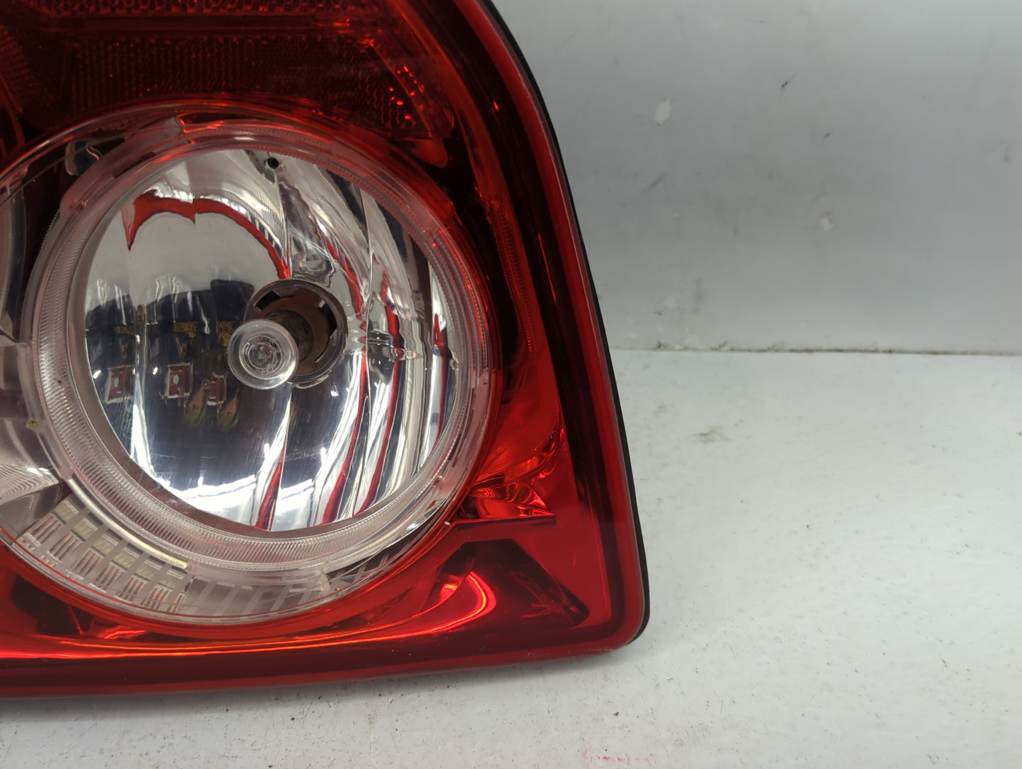 2008-2012 Chevrolet Malibu Tail Light Assembly Passenger Right OEM P/N:L1230R-4C Fits Fits 2008 2009 2010 2011 2012 OEM Used