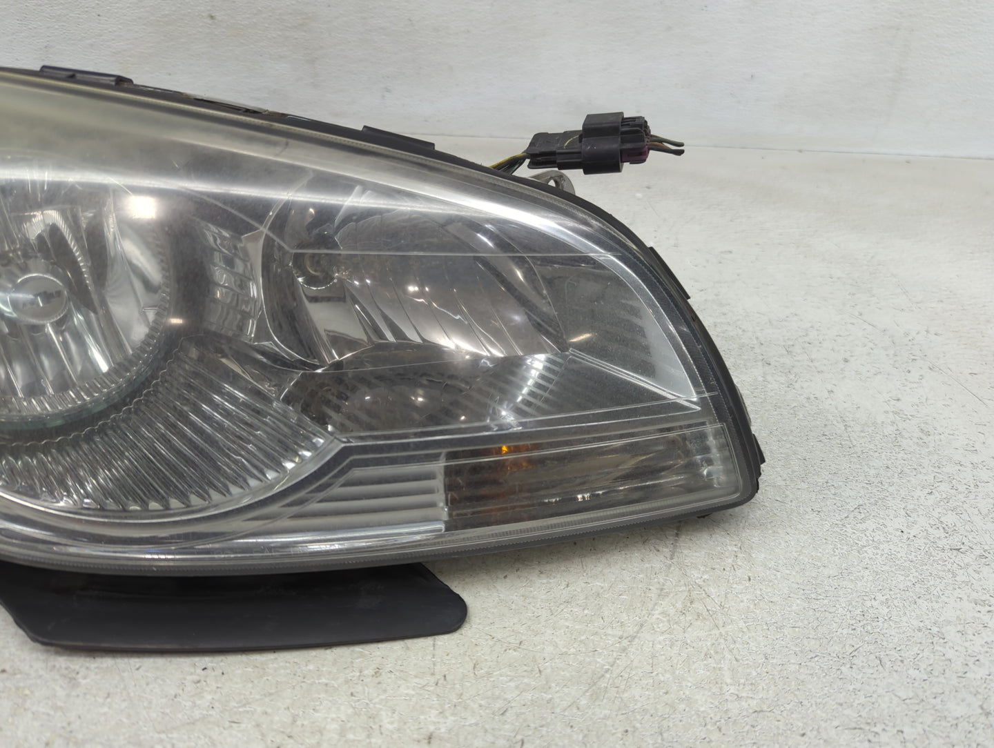 2008-2012 Chevrolet Malibu Passenger Right Oem Head Light Headlight Lamp - Oemusedautoparts1.com