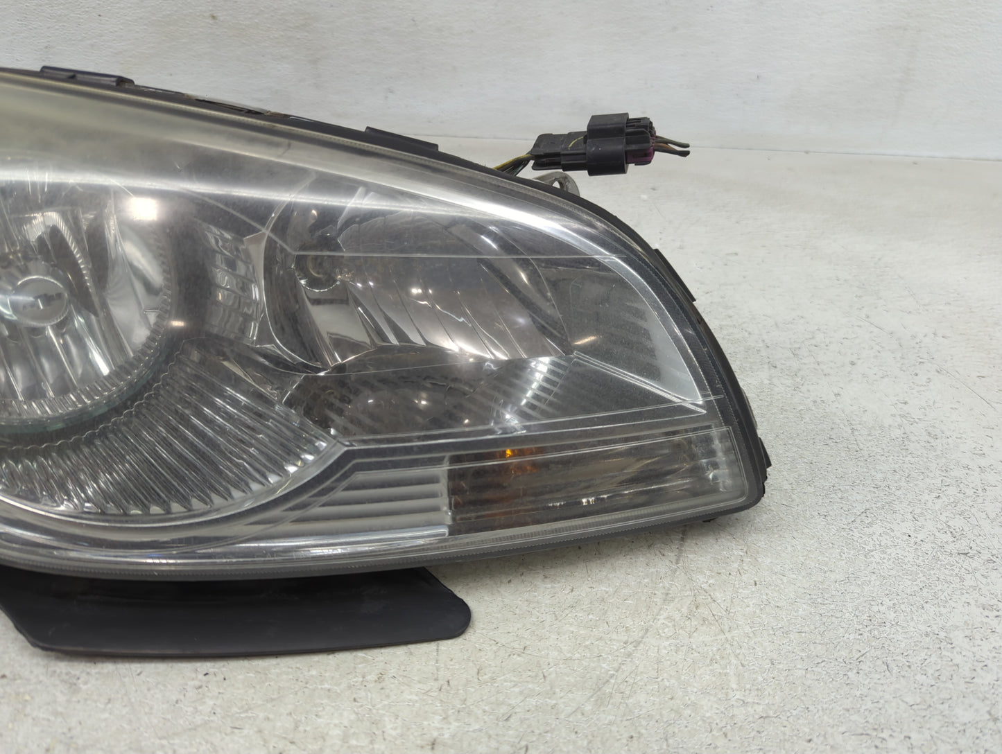 2008-2012 Chevrolet Malibu Passenger Right Oem Head Light Headlight Lamp - Oemusedautoparts1.com