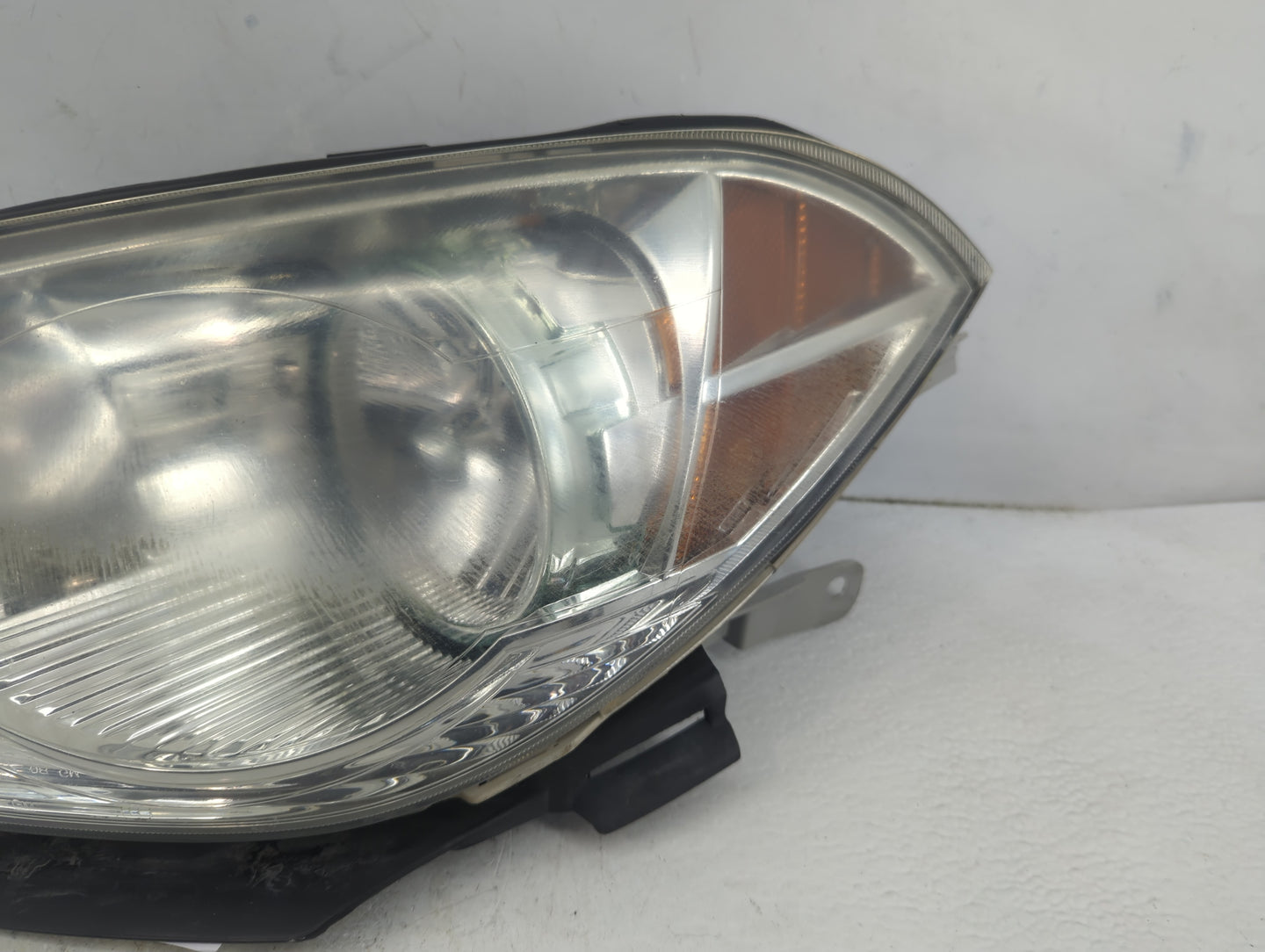 2008-2012 Chevrolet Malibu Passenger Right Oem Head Light Headlight Lamp - Oemusedautoparts1.com