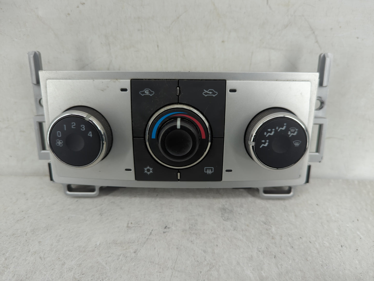 2008-2012 Chevrolet Malibu Climate Control Module Temperature AC/Heater Replacement P/N:28272781 Fits OEM Used Auto Parts - 
