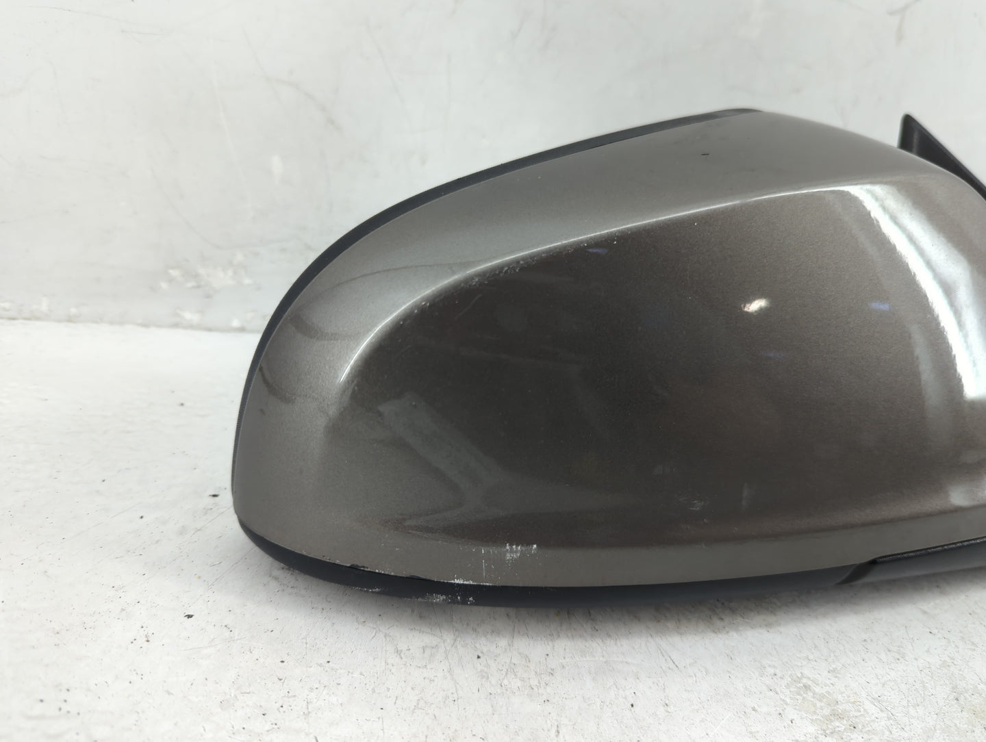 2008-2012 Chevrolet Malibu Passenger Side View Mirror - Right Door Mirror OEM Used - Oemusedautoparts1.com