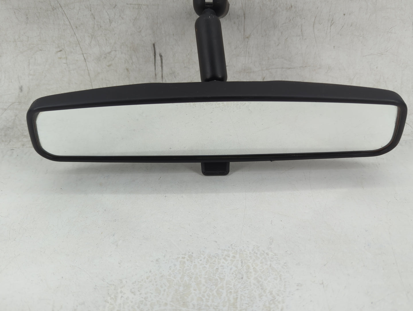 1997-2012 Chevrolet Malibu Interior Rear View Mirror Replacement OEM P/N:E8011083 Fits OEM Used Auto Parts - Oemusedautopart