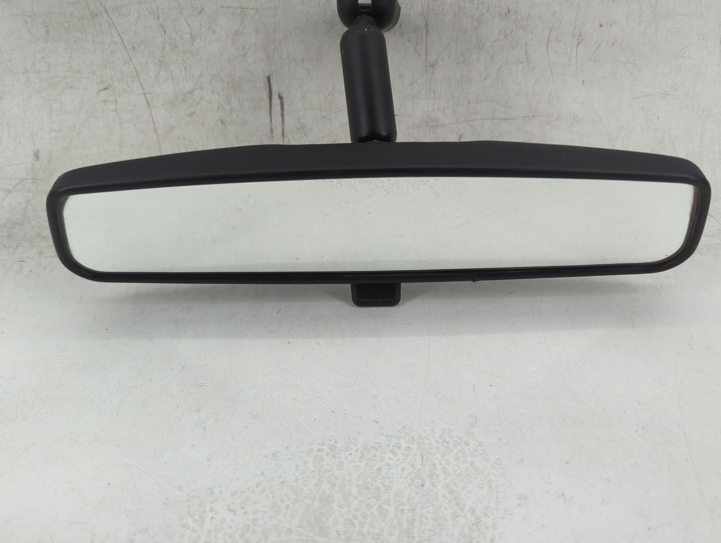 1997-2012 Chevrolet Malibu Interior Rear View Mirror Replacement OEM P/N:E8011083 Fits OEM Used Auto Parts - Oemusedautopart