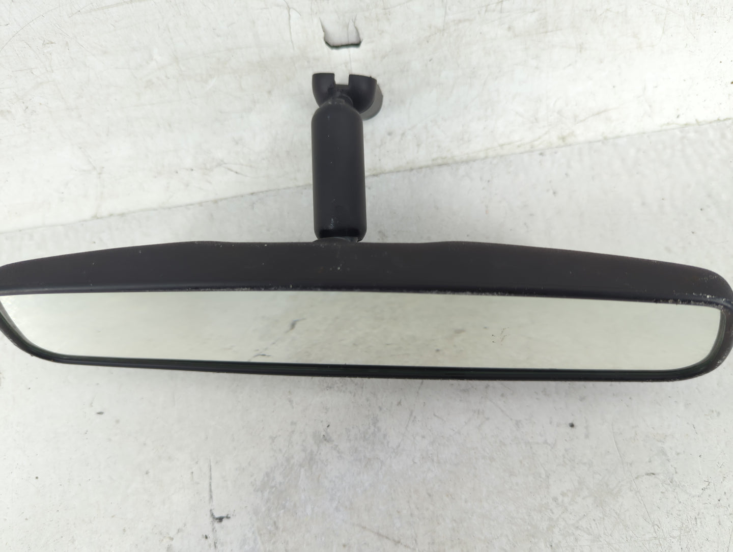 1997-2012 Chevrolet Malibu Interior Rear View Mirror Replacement OEM Fits OEM Used Auto Parts - Oemusedautoparts1.com