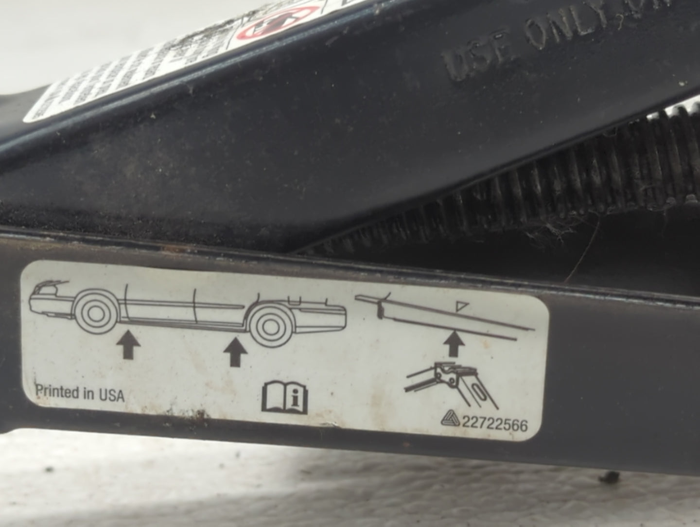 2012 Chevrolet Malibu Spare Scissor Car Jack - Oemusedautoparts1.com