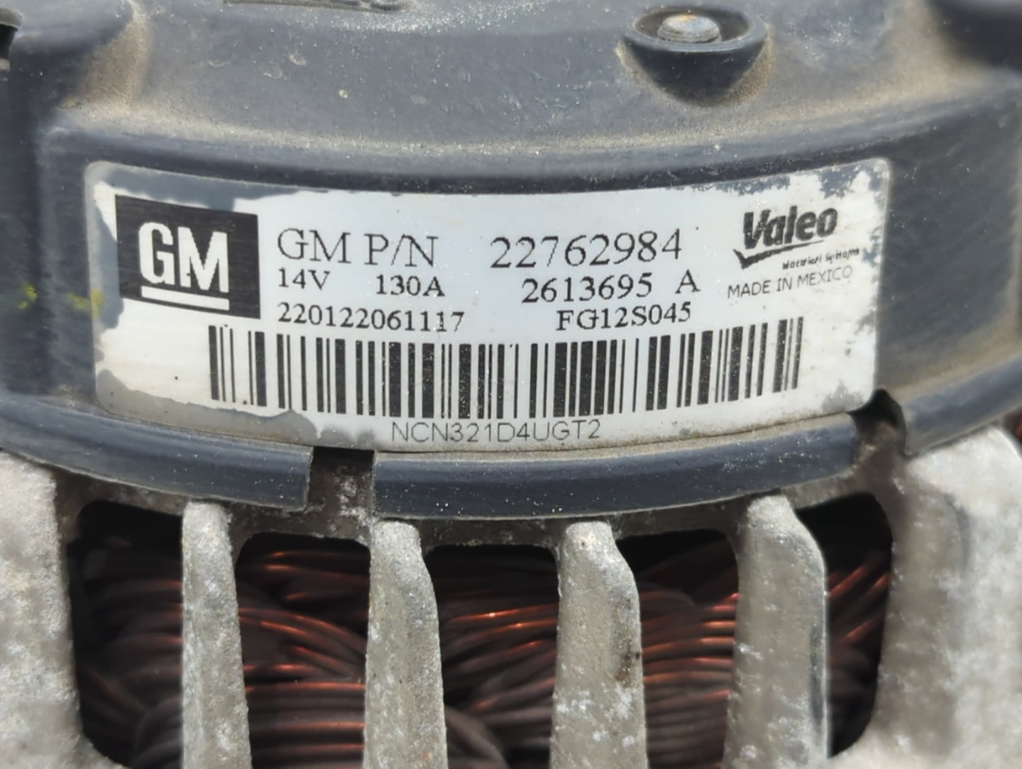 2008-2012 Chevrolet Malibu Alternator Replacement Generator Charging Assembly Engine OEM P/N:22762984 Fits OEM Used Auto Par