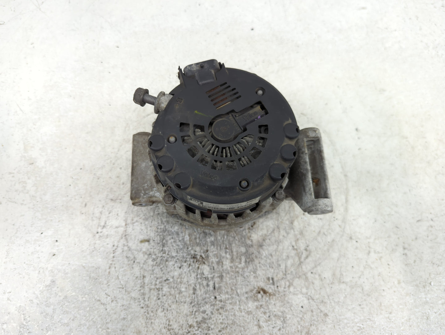 2008-2012 Chevrolet Malibu Alternator Replacement Generator Charging Assembly Engine OEM P/N:22762984 Fits OEM Used Auto Par