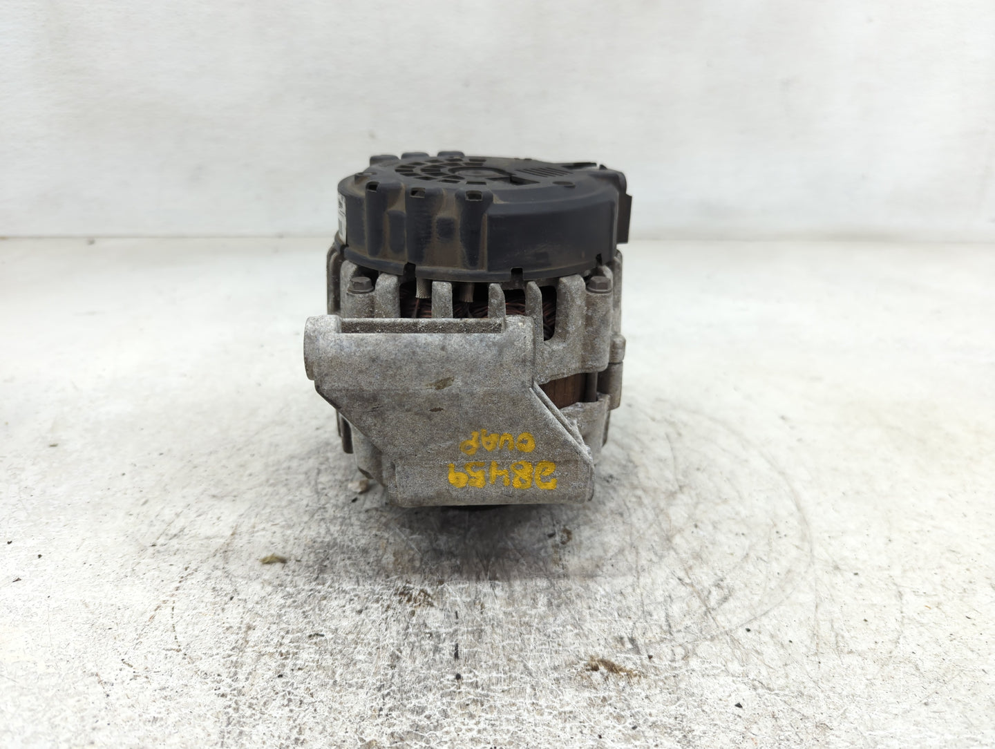 2008-2012 Chevrolet Malibu Alternator Replacement Generator Charging Assembly Engine OEM P/N:22762984 Fits OEM Used Auto Par