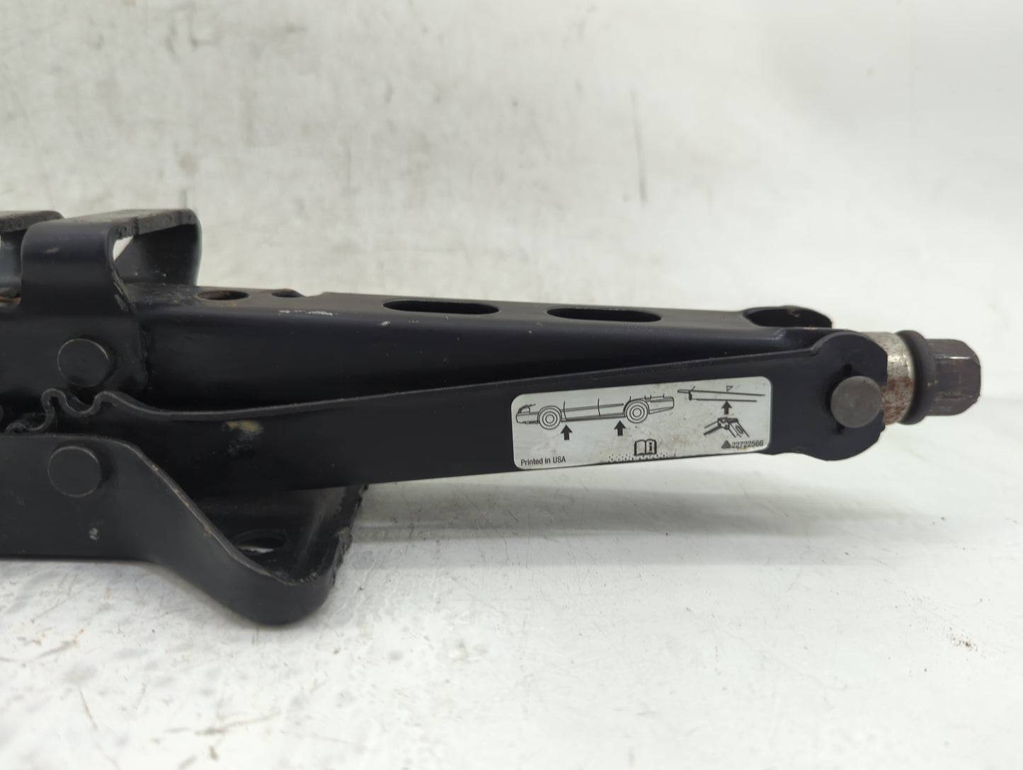 2012 Chevrolet Malibu Spare Scissor Car Jack - Oemusedautoparts1.com