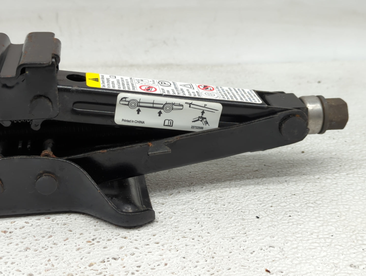 2012 Chevrolet Malibu Spare Scissor Car Jack - Oemusedautoparts1.com
