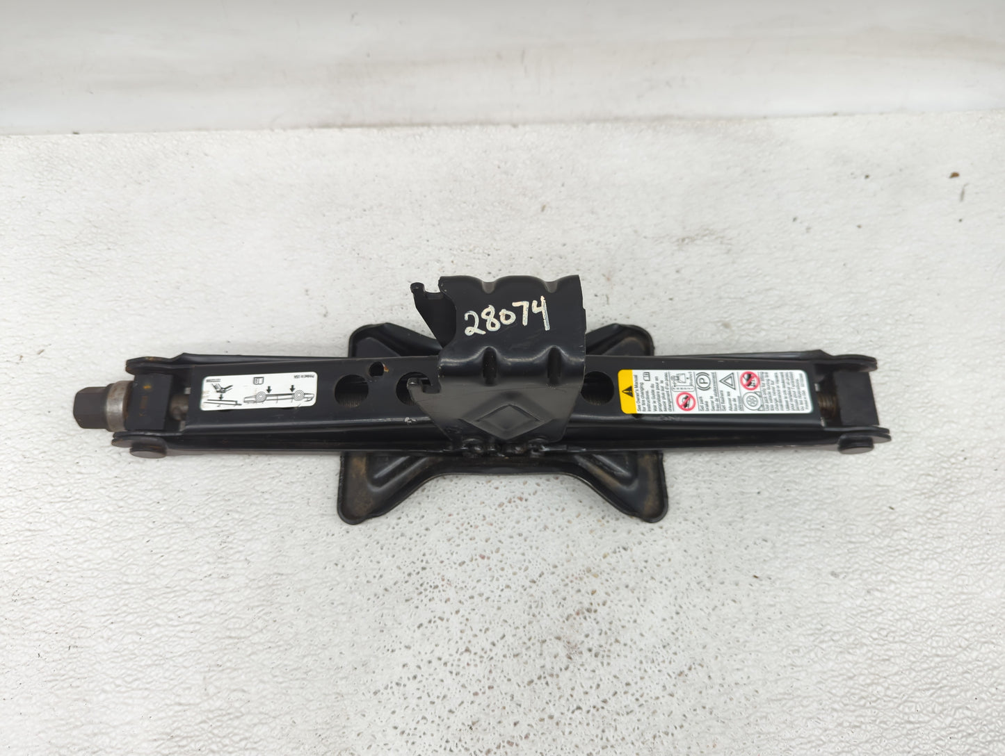 2012 Chevrolet Malibu Spare Scissor Car Jack - Oemusedautoparts1.com