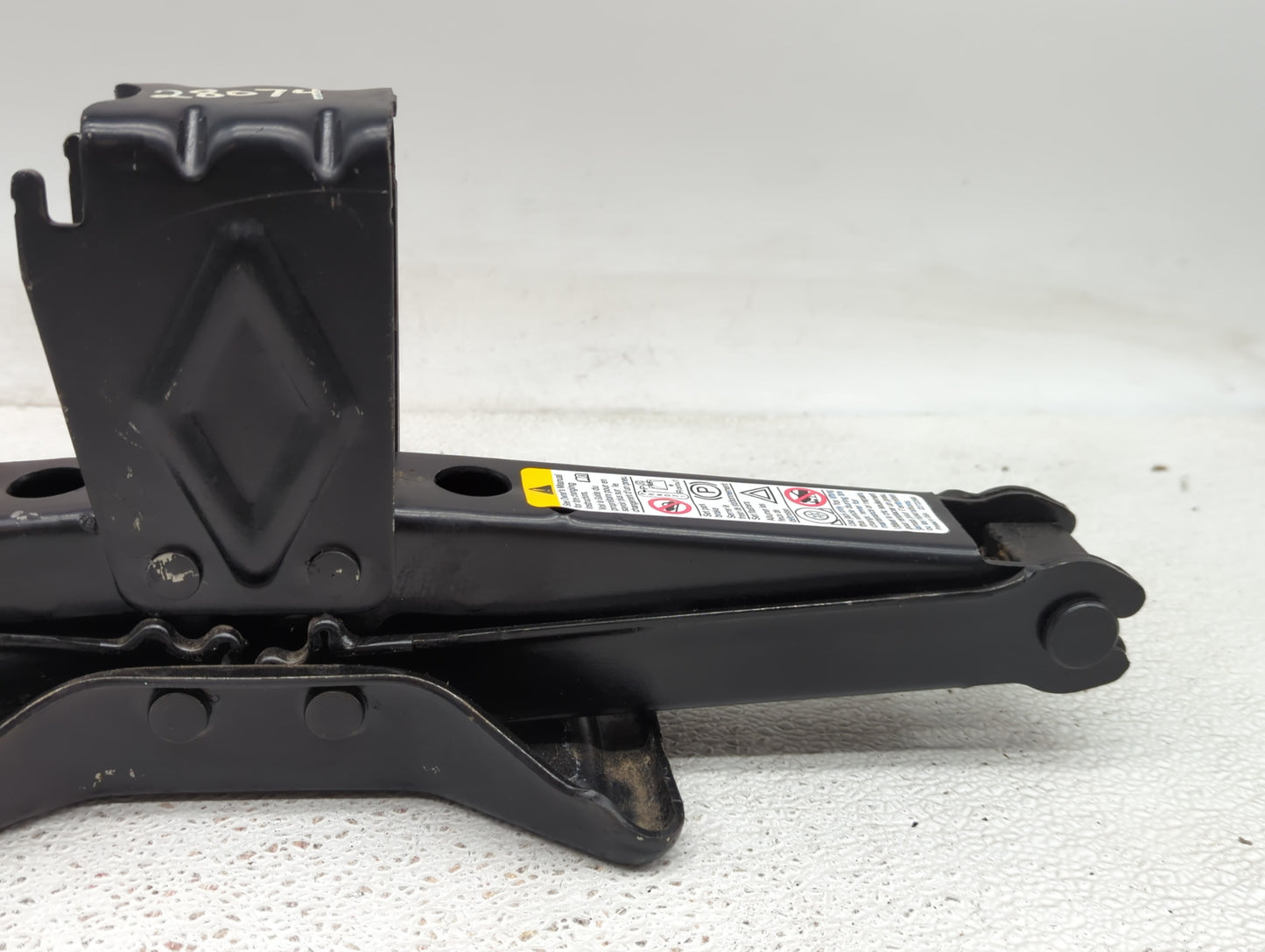 2012 Chevrolet Malibu Spare Scissor Car Jack - Oemusedautoparts1.com