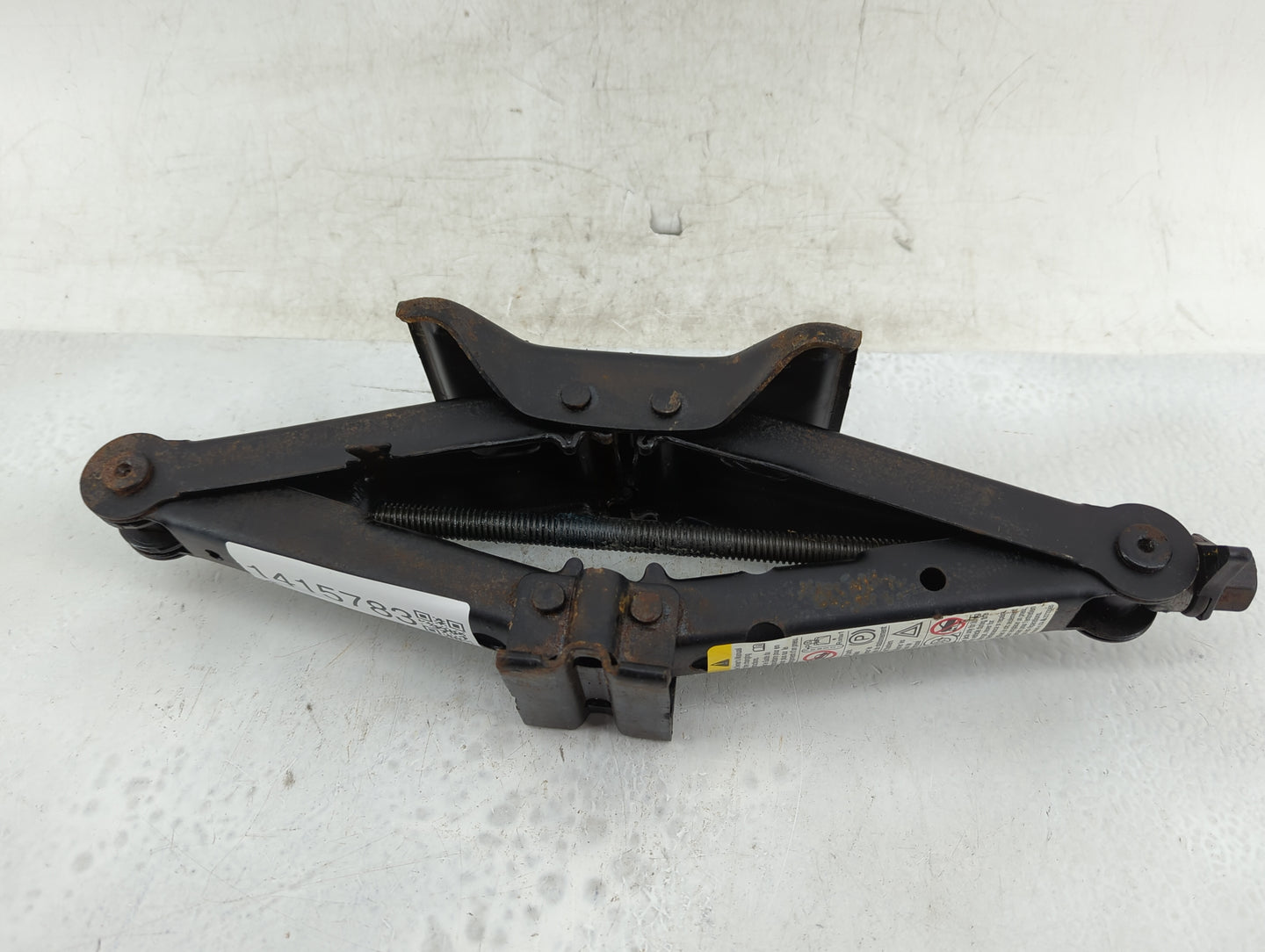 2012 Chevrolet Malibu Spare Scissor Car Jack - Oemusedautoparts1.com