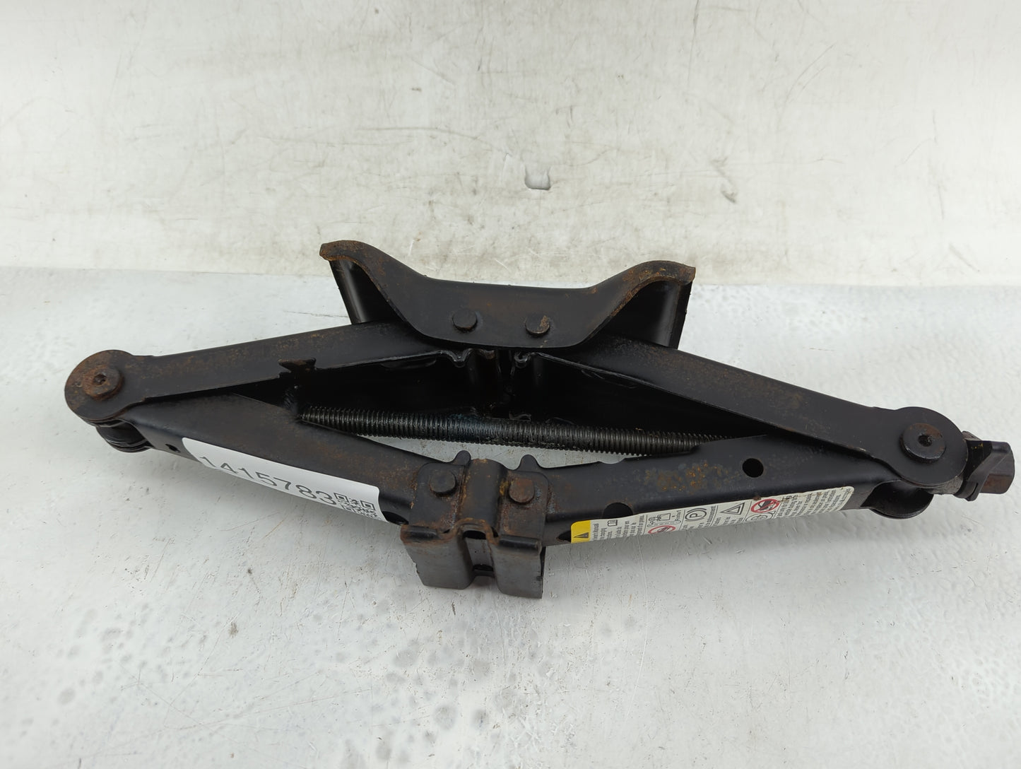 2012 Chevrolet Malibu Spare Scissor Car Jack - Oemusedautoparts1.com